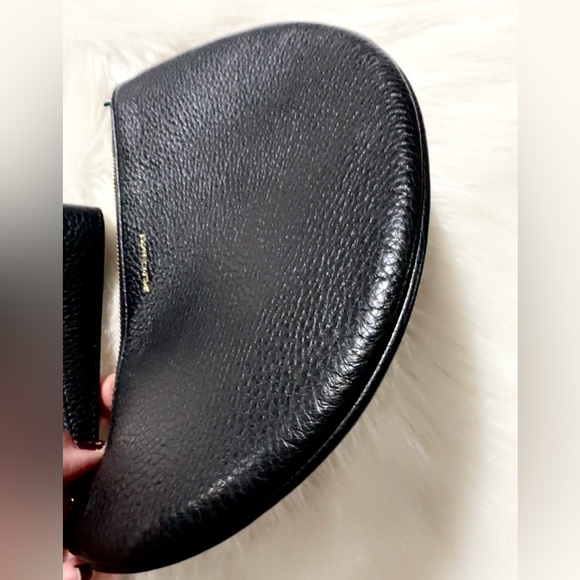 NWOT Bruno Magli Italian pebbled leather wristlet 10” X 6.5” approximately - Picture 7 of 8